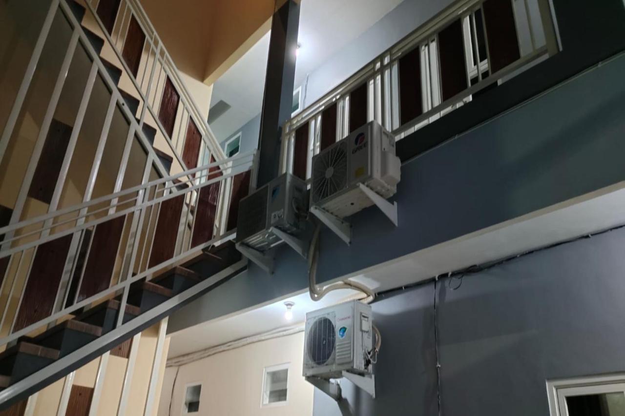 Oyo 91209 Arjuna Residence Syariah Sby Surabaya Eksteriør billede
