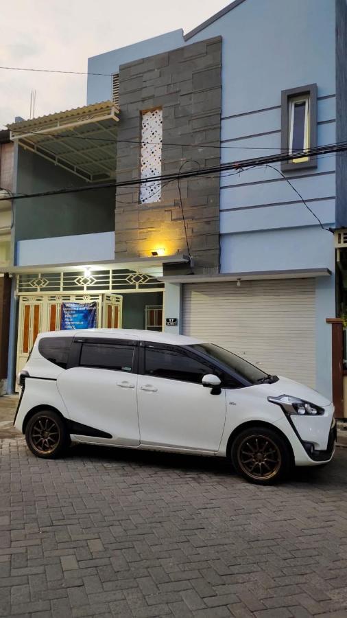 Oyo 91209 Arjuna Residence Syariah Sby Surabaya Eksteriør billede